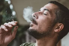 10 Kinh Nghiệm khi hút cần sa